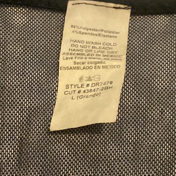 Dress - Picture 9 of 9